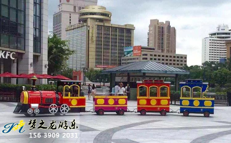 廣場(chǎng)商場(chǎng)觀(guān)光電瓶無(wú)軌兒童游樂(lè )小火車(chē)廠(chǎng)家直銷(xiāo)